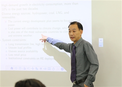 Cầu năng lượng và thay thế nhân tố trong sản xuất ở Việt Nam: Bằng chứng thực nghiệm từ hai khảo sát doanh nghiệp gần đây