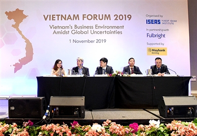 VIETNAM FORUM 2019 – VIETNAM BUSINESS ENVIRONMENT AMISDT GLOBAL UNCERTAINTIES