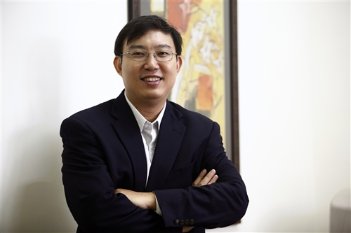 Nguyễn Xuân Thành: ‘Lãi suất có thể tăng trong năm 2019 để bảo vệ VND'