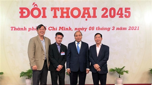 Fulbright Faculty Engage in “Dialogue 2045” with Prime Minister on Vietnam Outlook