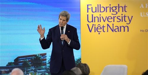 “Chúng ta có thể biến những điều không tưởng thành hiện thực”: Cựu Ngoại trưởng Mỹ John Kerry về giải quyết vấn đề biến đổi khí hậu